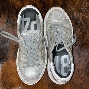 P448 Snake Skin Platform!